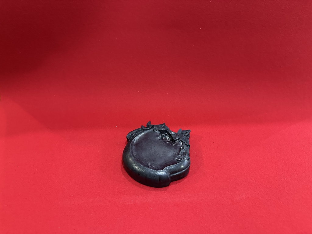 岡山県瀬戸内市で文具四宝 桃形の硯を買取させてもらいました。の画像