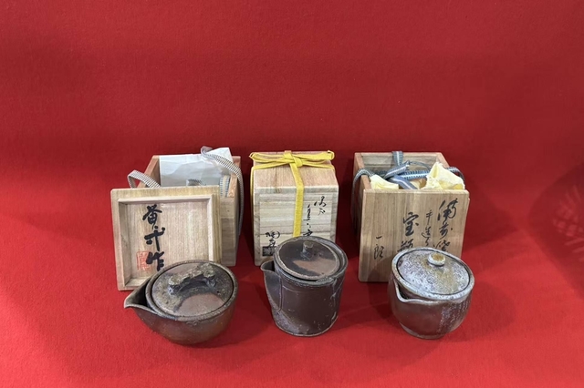 岡山市南区で備前焼の鈴木黄哉等宝瓶を数点買取させてもらいました