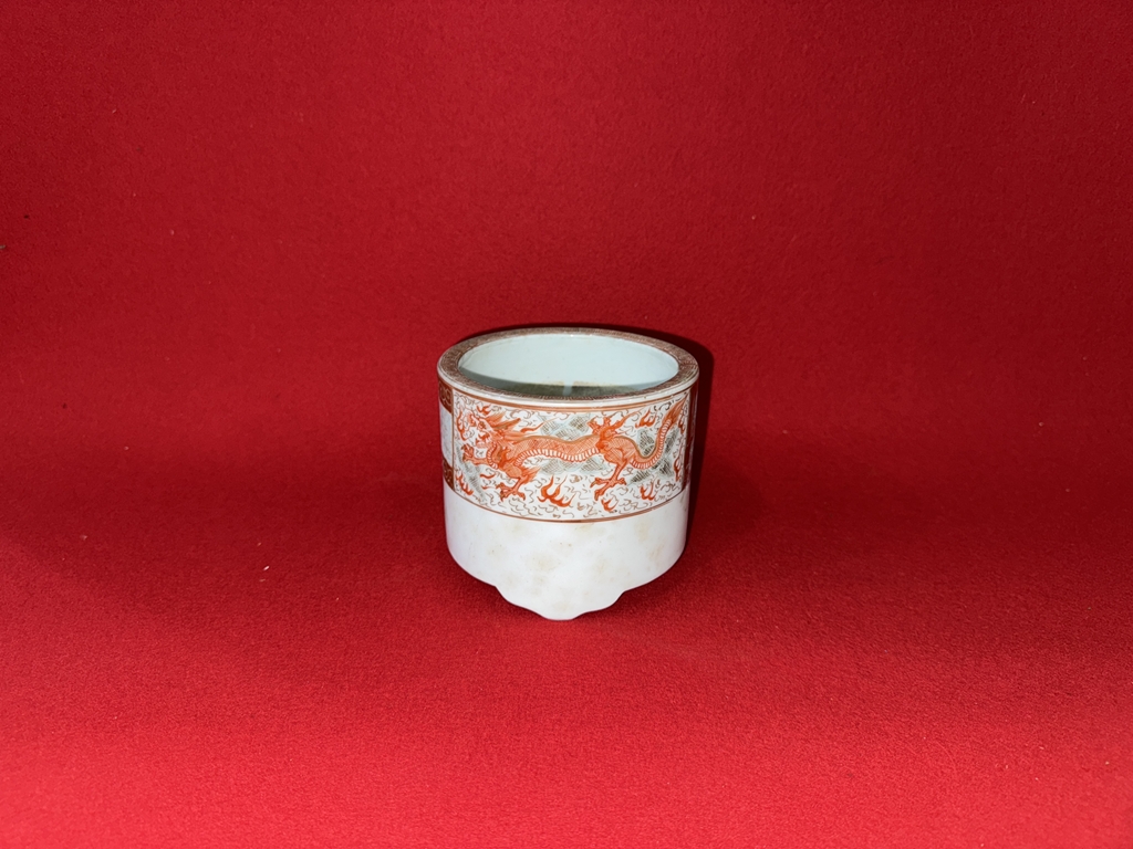 骨董、伊万里の火入れを買取させてもらいました。の画像